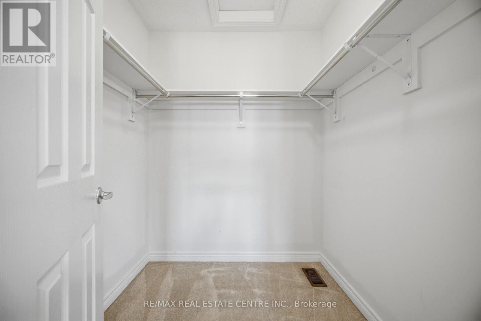 87 BRONSON TERRACE Image 33