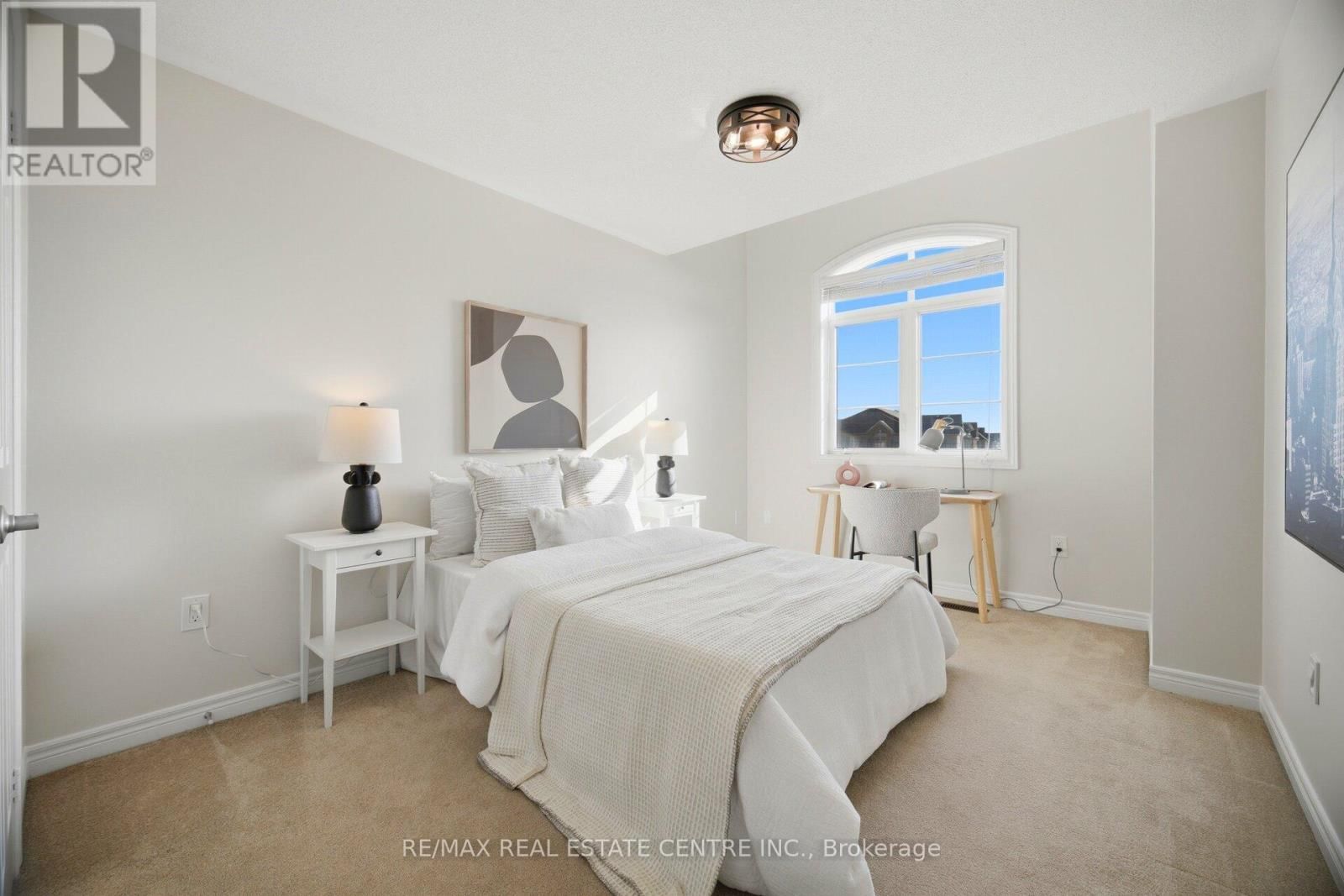 87 BRONSON TERRACE Image 34