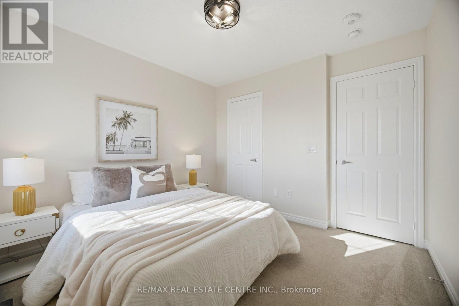 87 BRONSON TERRACE Image 37