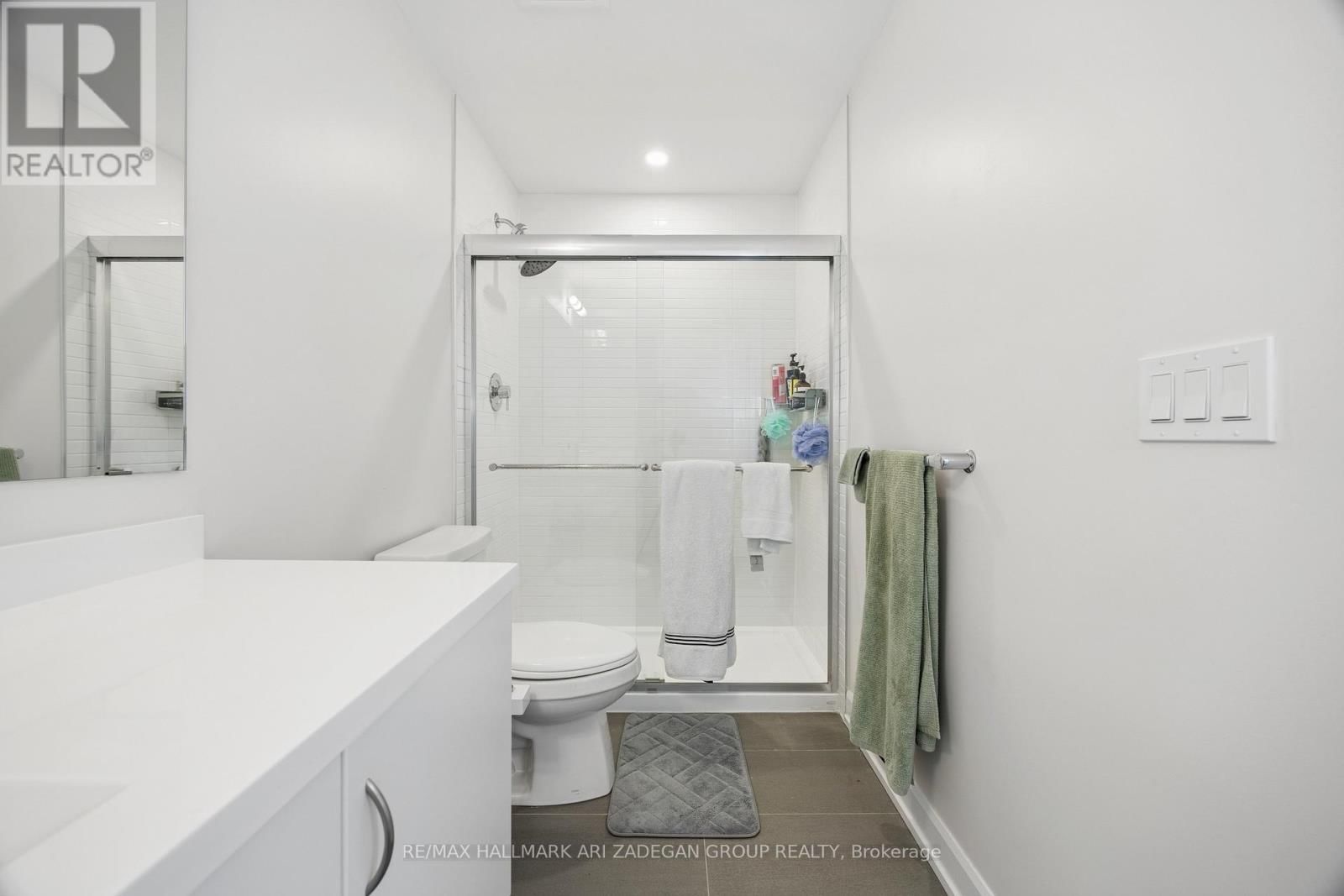 1302 - 3200 WILLIAM COLTSON AVENUE Image 35