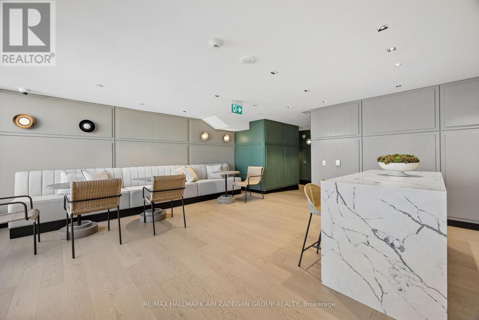 1302 - 3200 WILLIAM COLTSON AVENUE Image 46