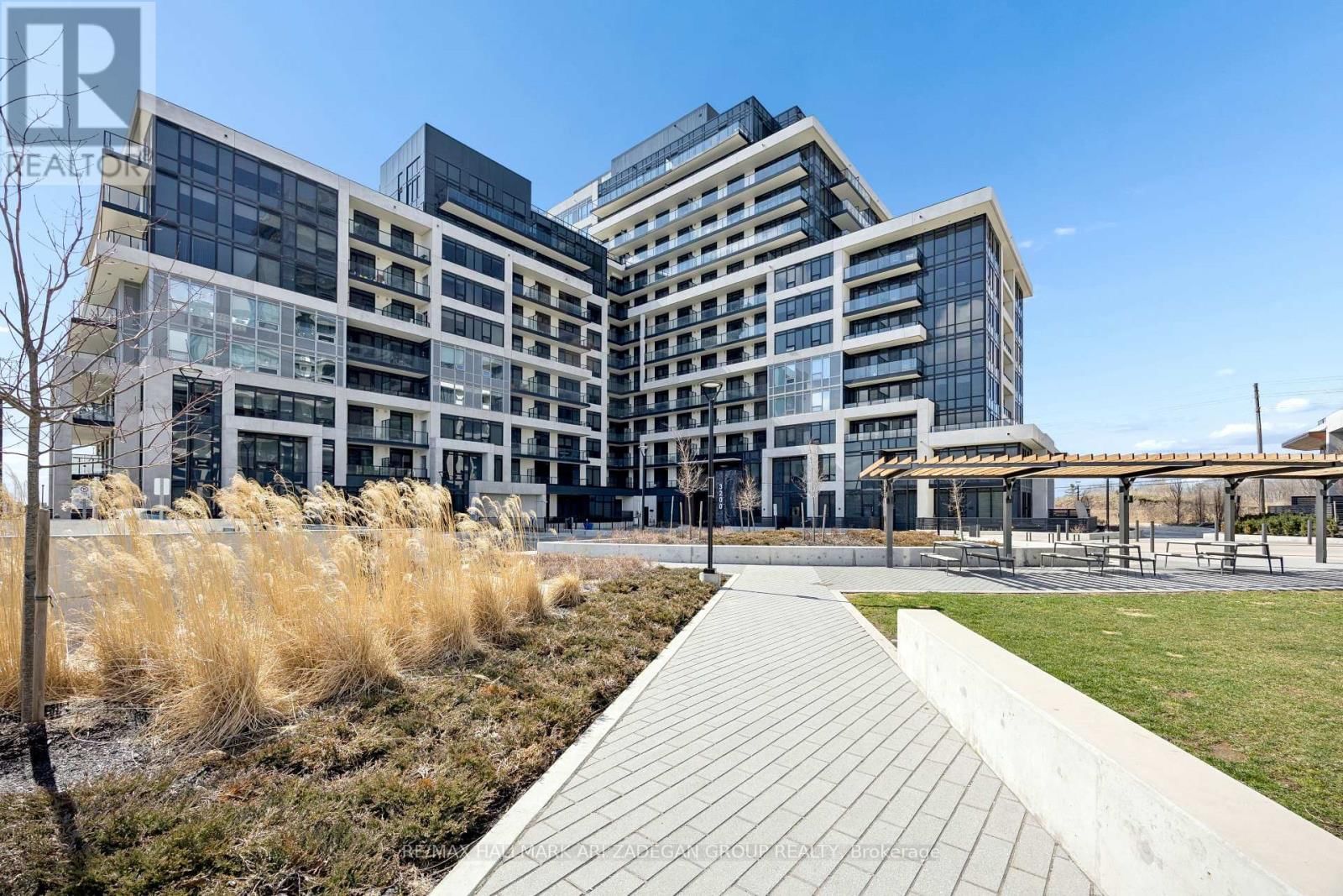 1302 - 3200 WILLIAM COLTSON AVENUE Image 5