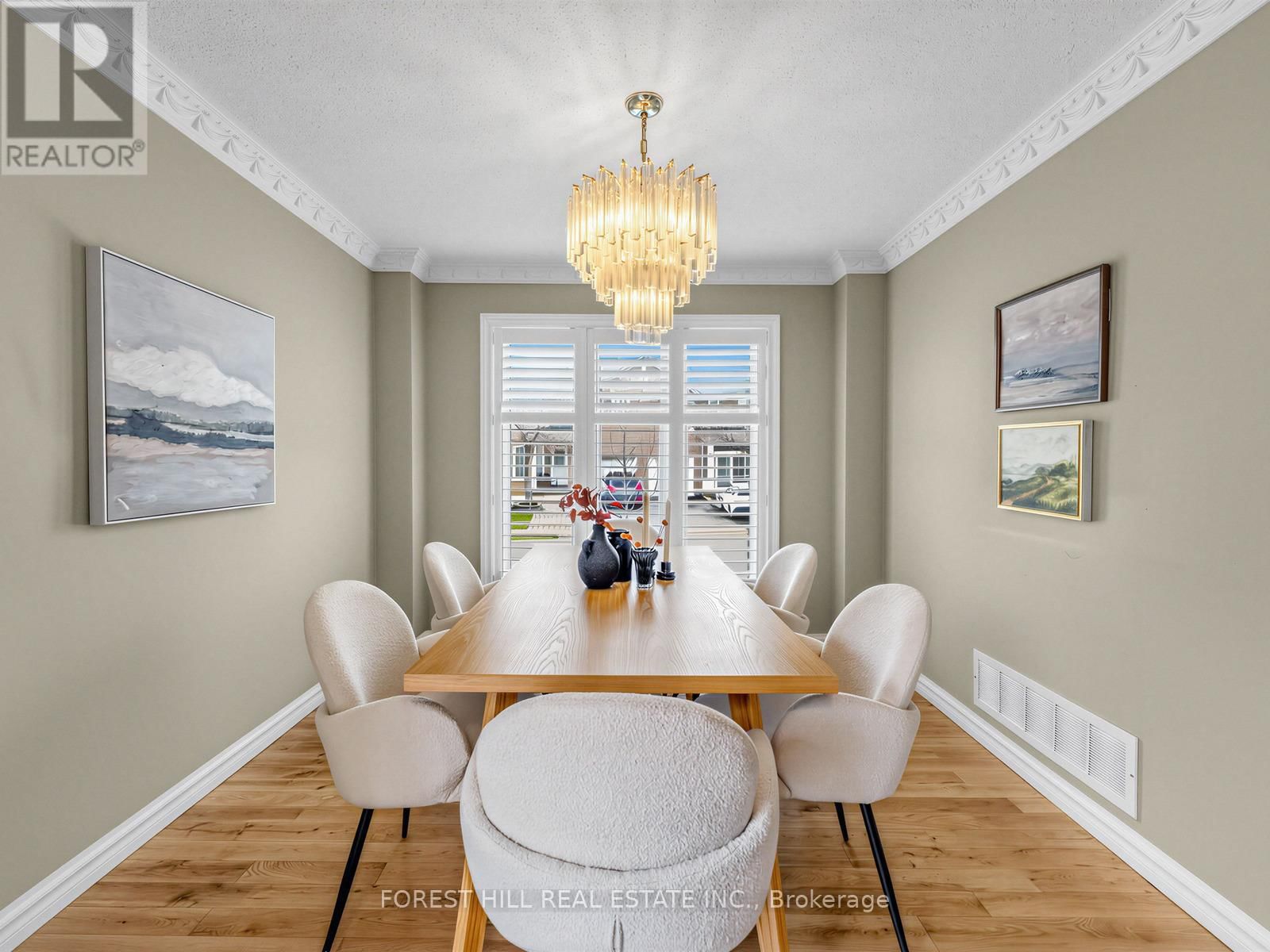 5 MANITOBA PLACE Image 8