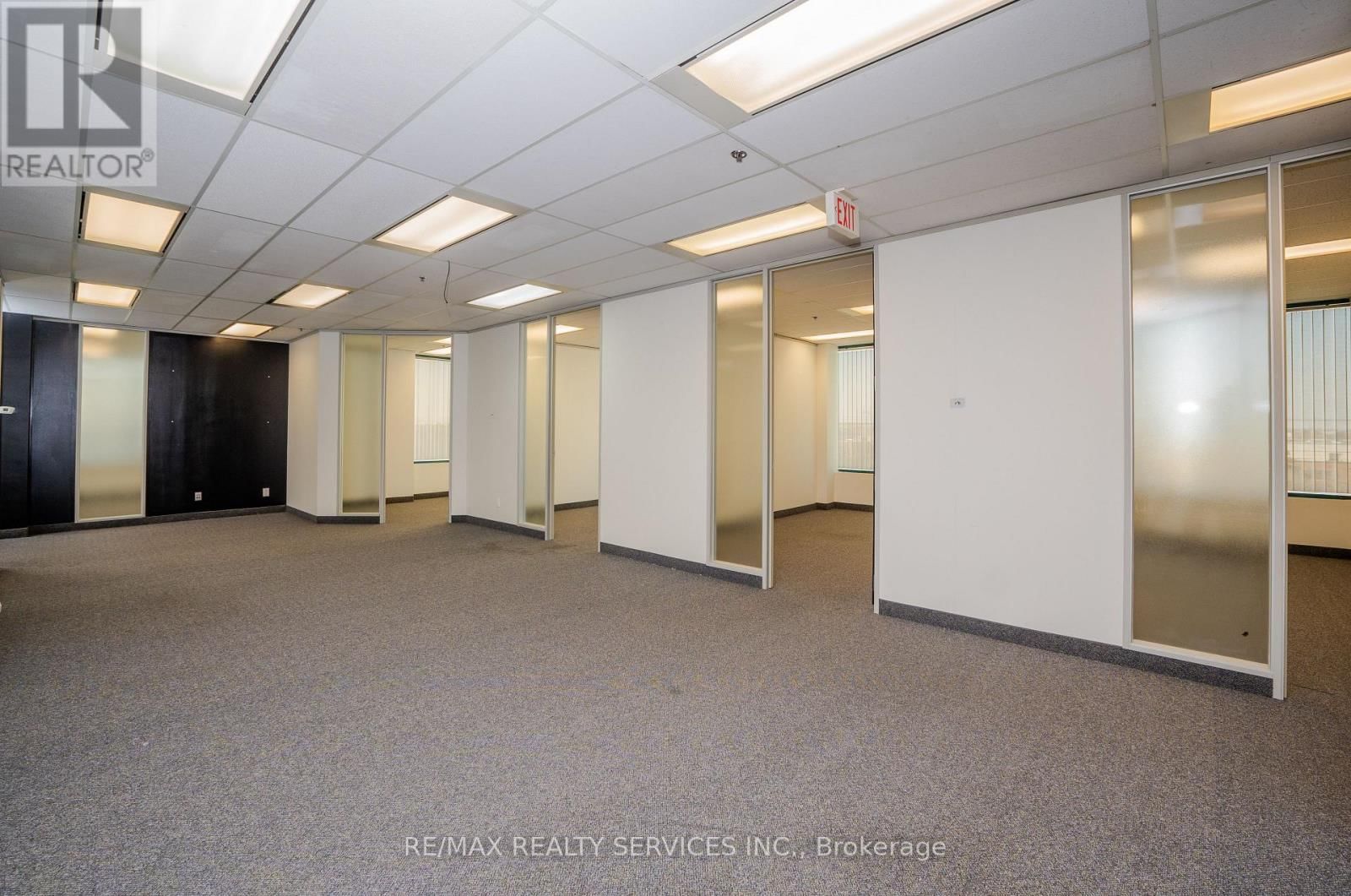 303 - 989 DERRY ROAD Image 20