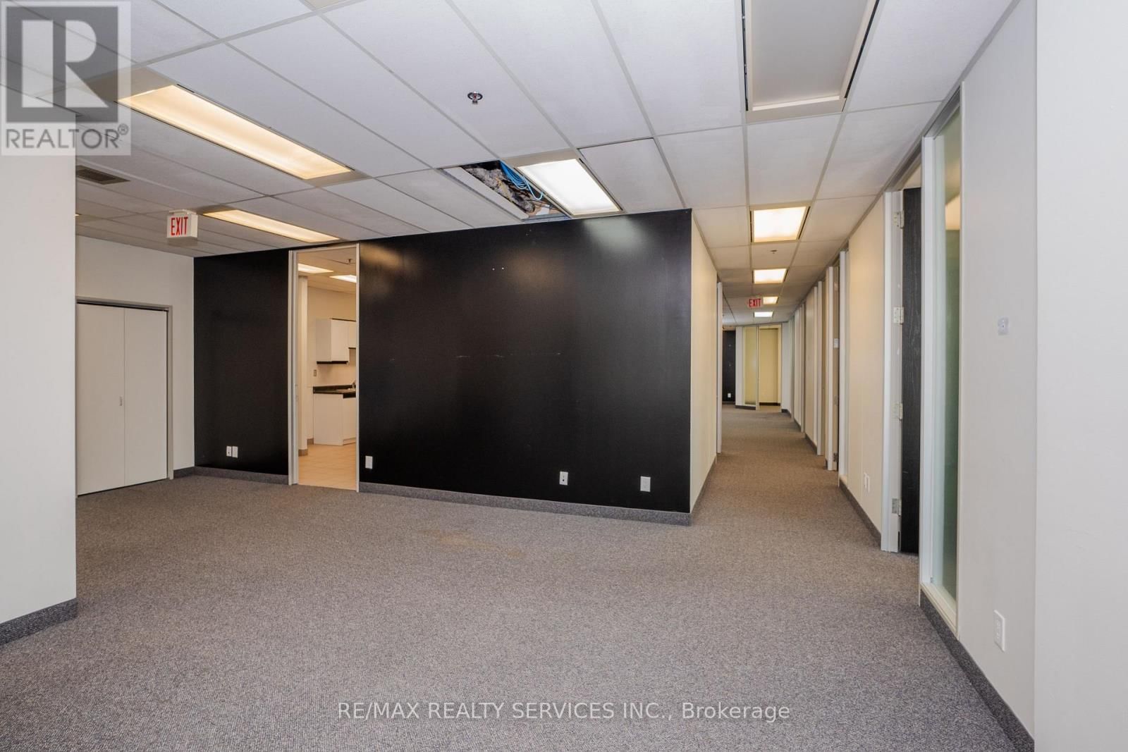 303 - 989 DERRY ROAD Image 31