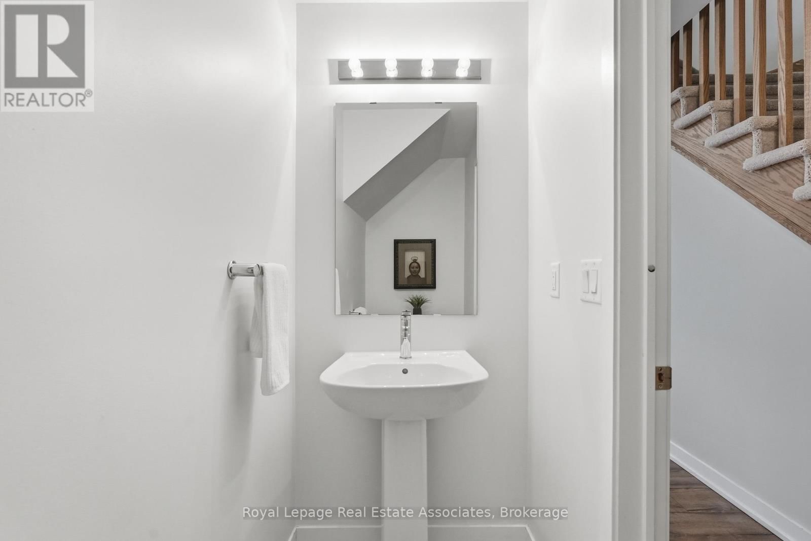 10 - 3425 RIDGEWAY DRIVE Image 19