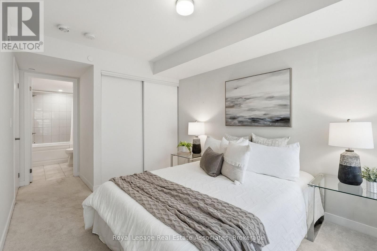 10 - 3425 RIDGEWAY DRIVE Image 25