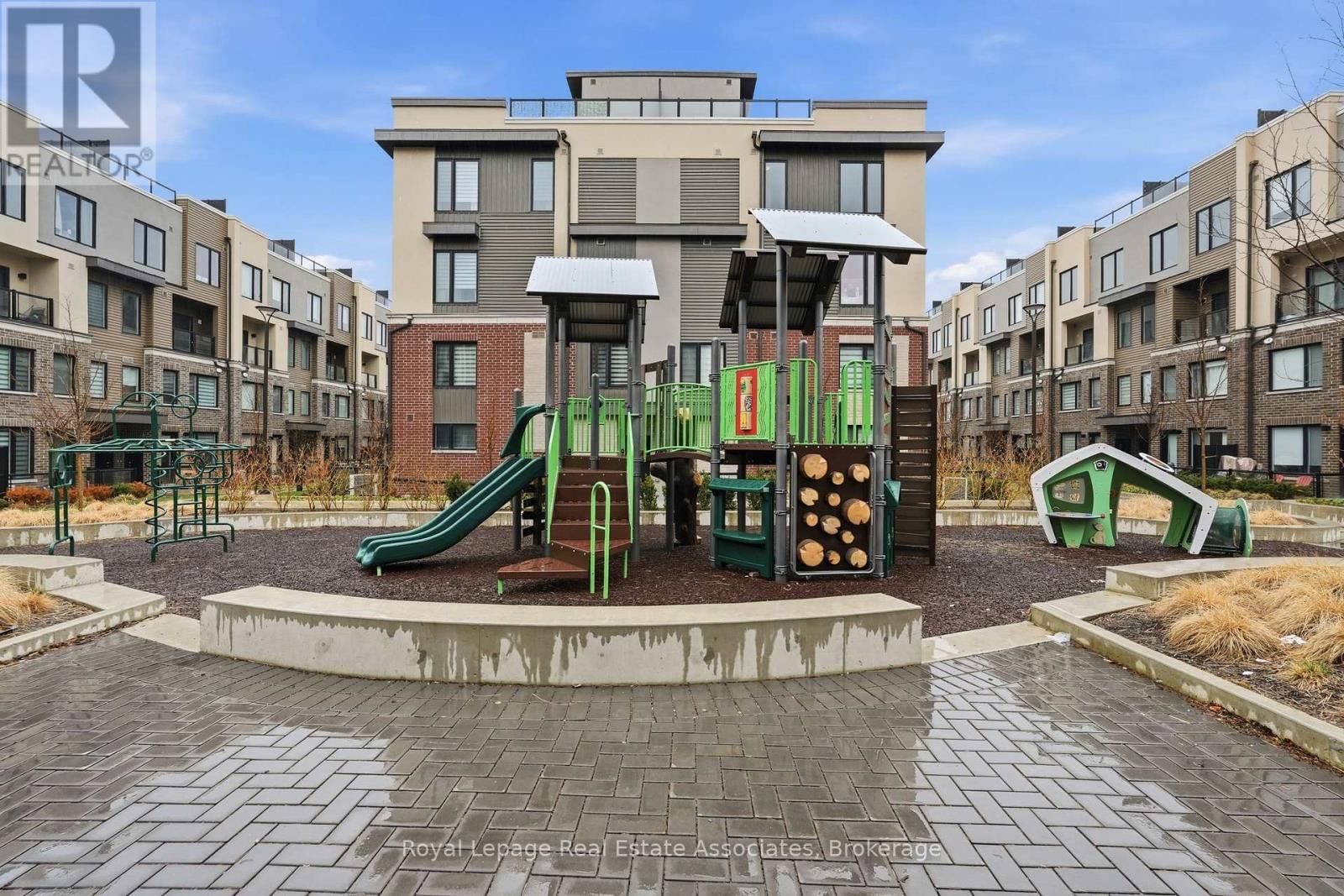 10 - 3425 RIDGEWAY DRIVE Image 39