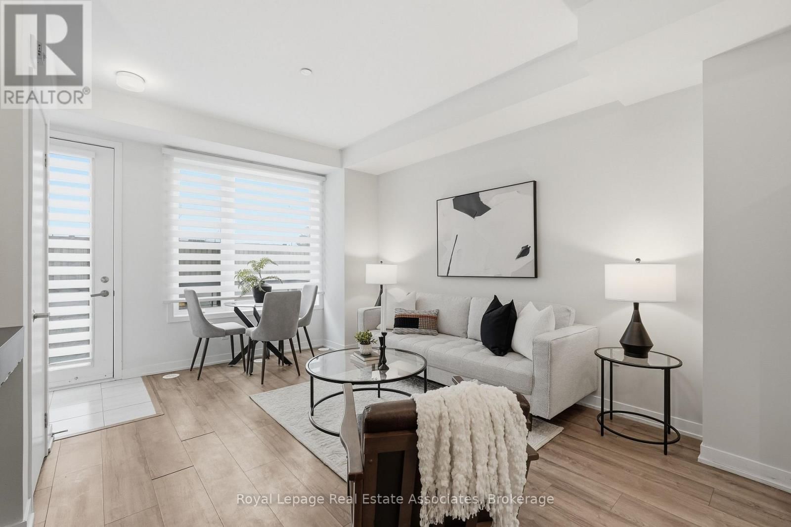 10 - 3425 RIDGEWAY DRIVE Image 9