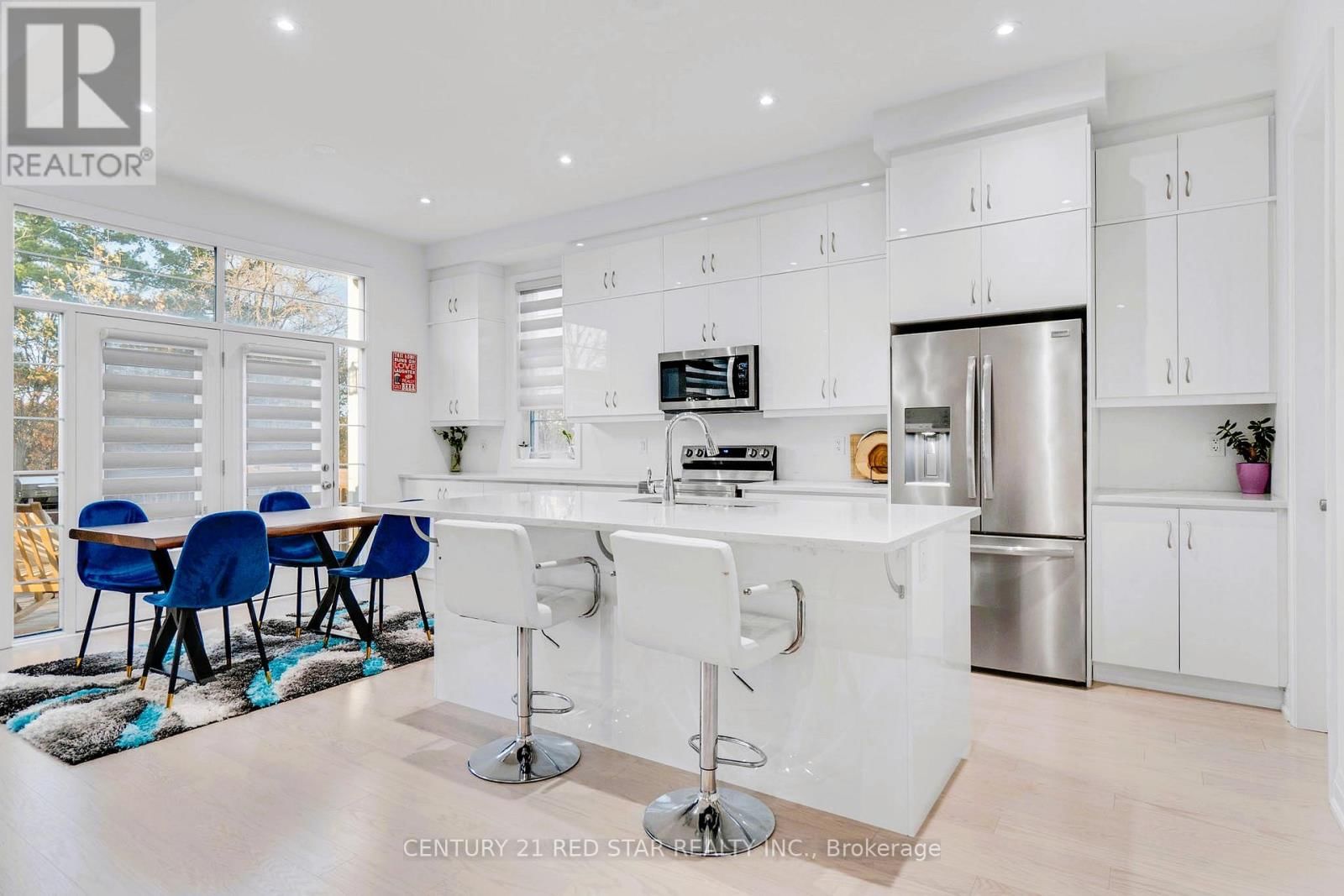 3251 HARASYM TRAIL Image 12