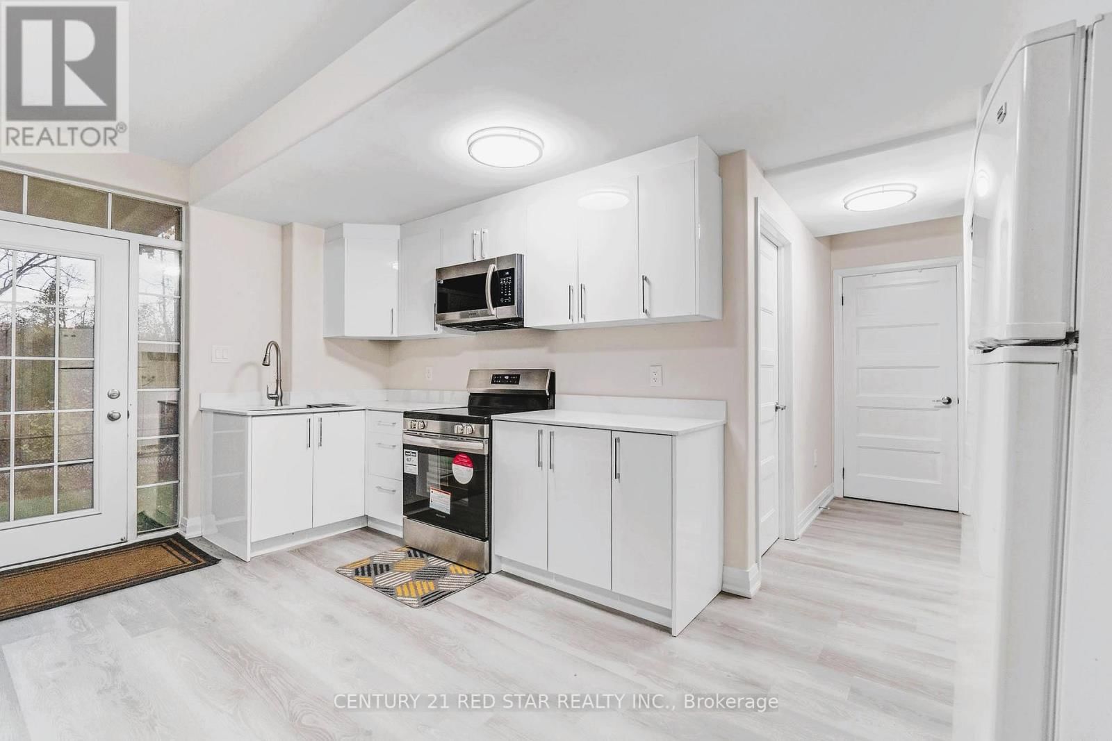 3251 HARASYM TRAIL Image 38