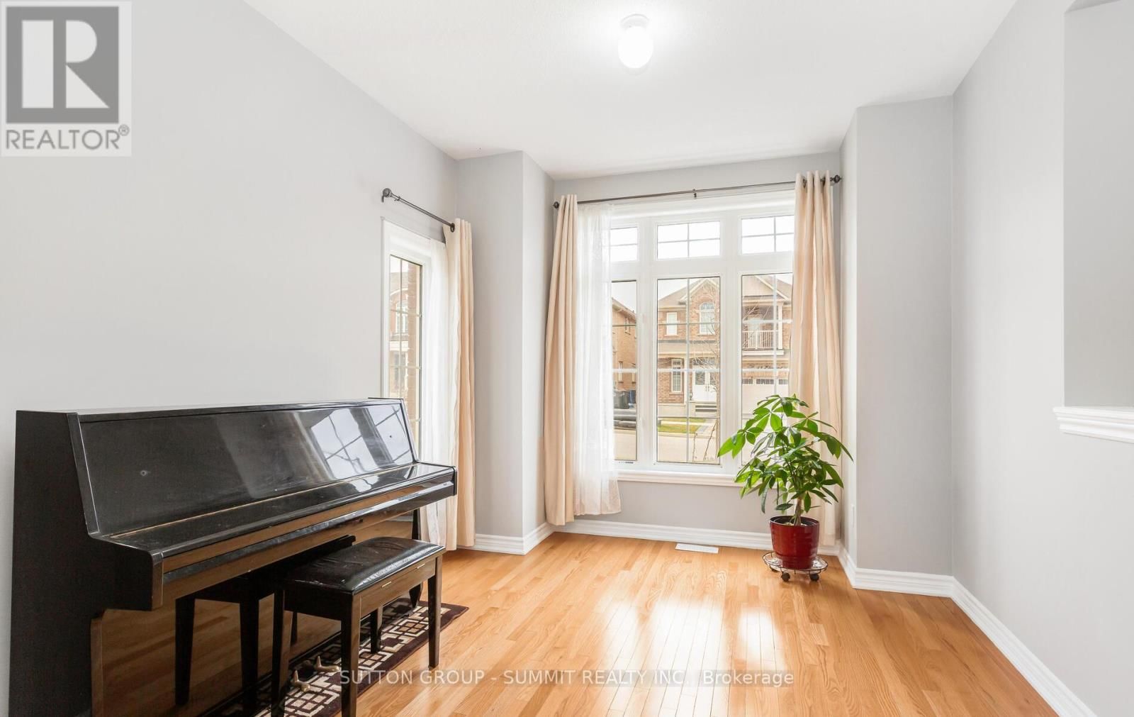 10 ELMCREST DRIVE Image 3