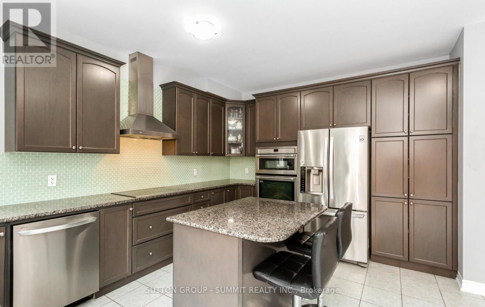 10 ELMCREST DRIVE Image 9