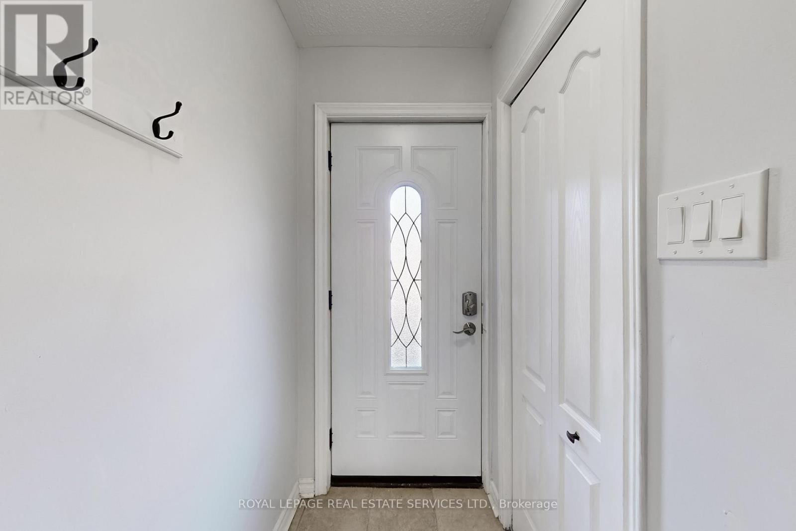 25 - 3001 CENTENNIAL DRIVE Image 3