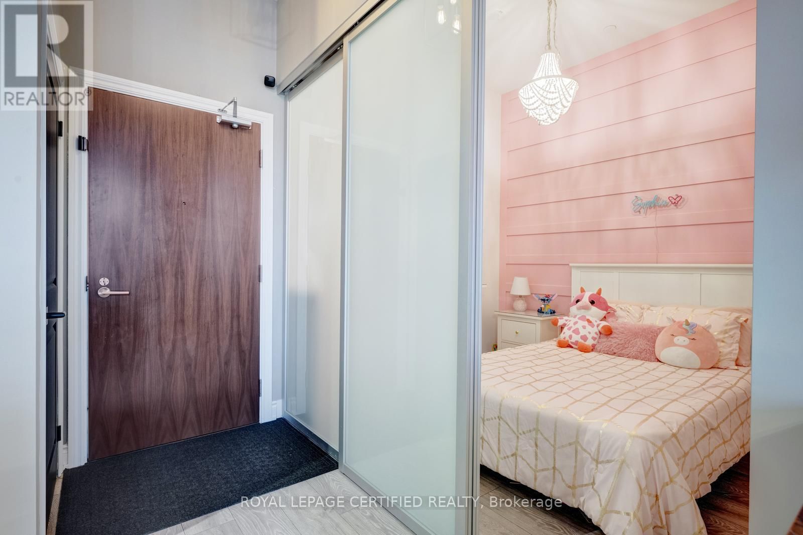 114 - 1050 MAIN STREET EAST Image 14