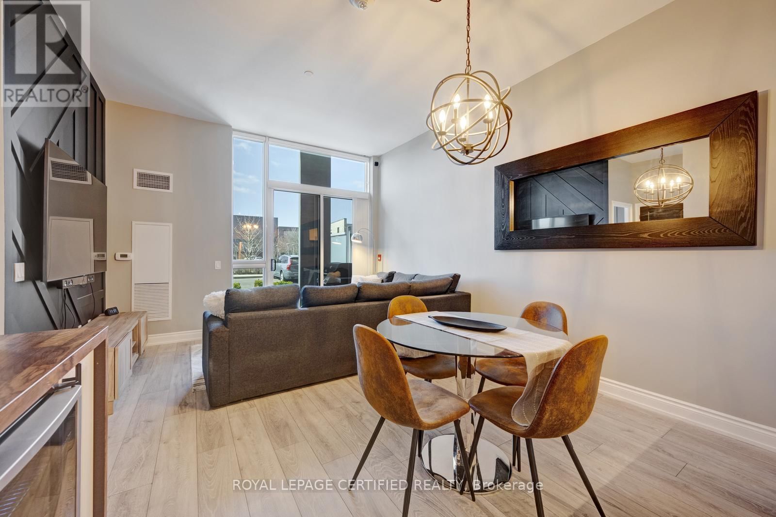 114 - 1050 MAIN STREET EAST Image 16