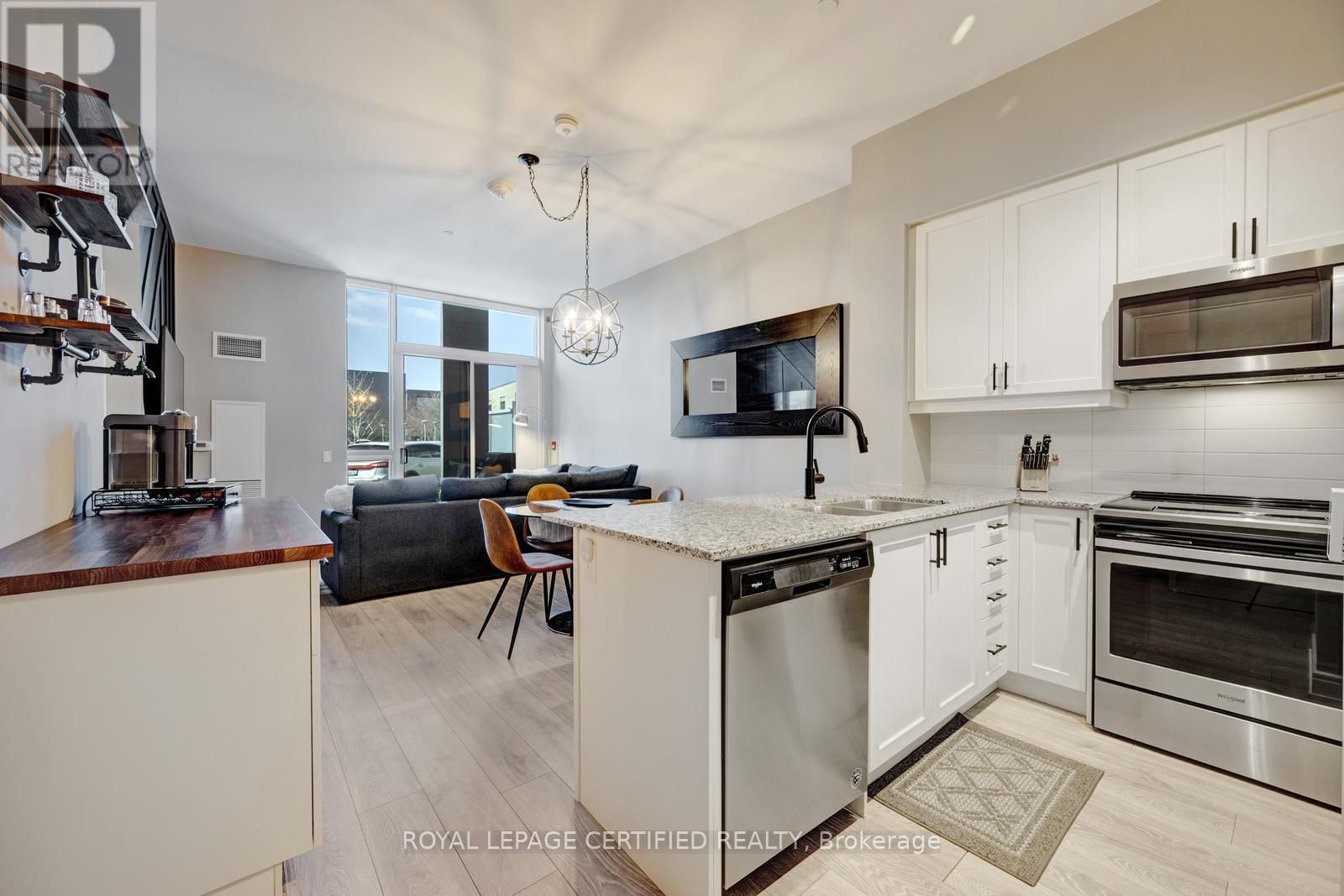 114 - 1050 MAIN STREET EAST Image 8