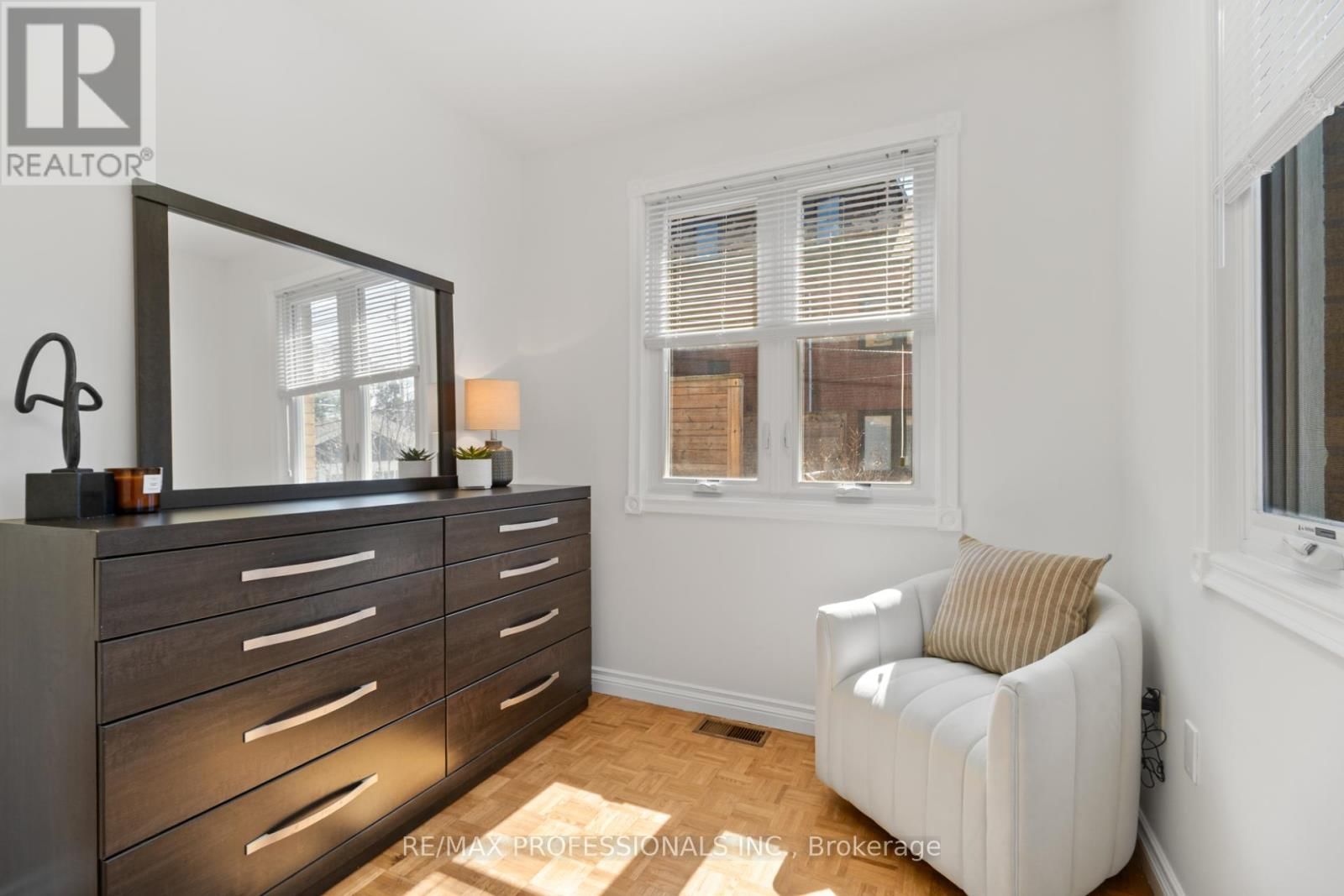 82 FIFTH STREET Image 15