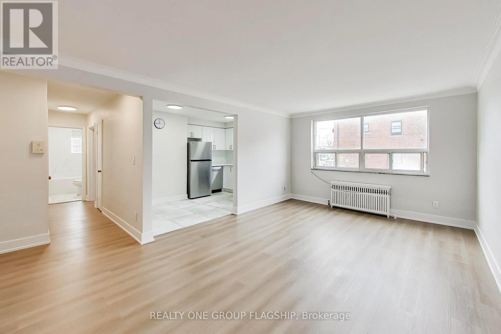 4 - 7 ELMWOOD AVENUE SOUTH Image 5