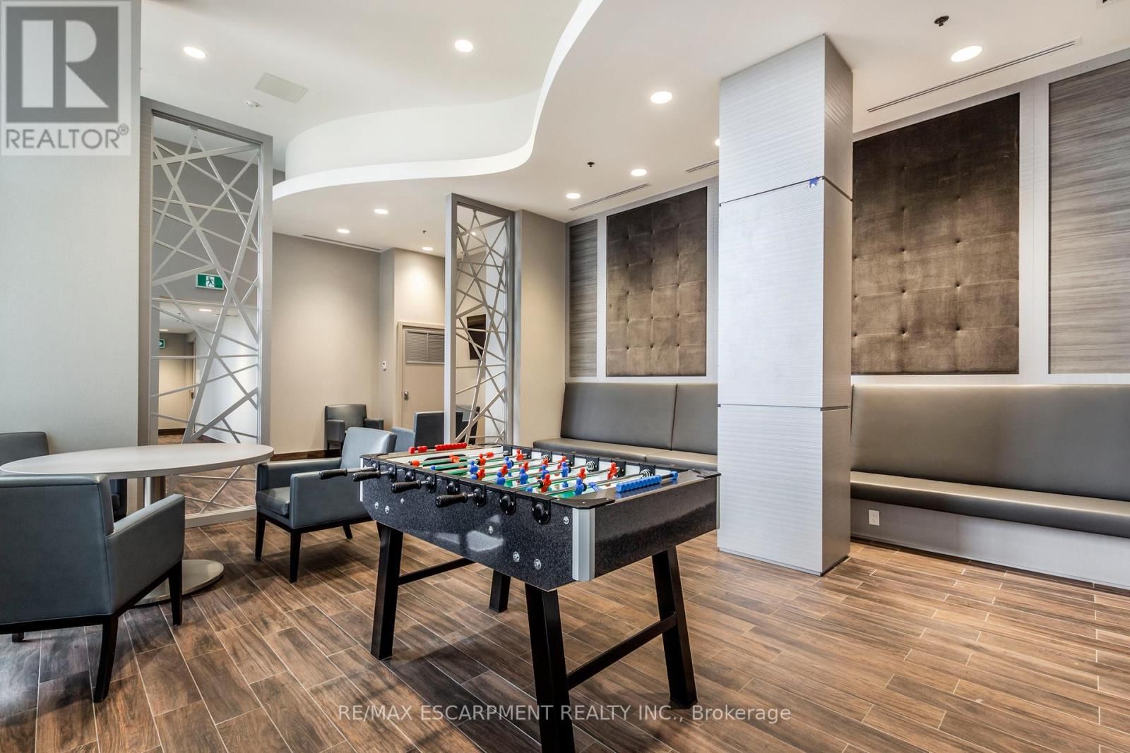 703 - 2081 FAIRVIEW STREET Image 20