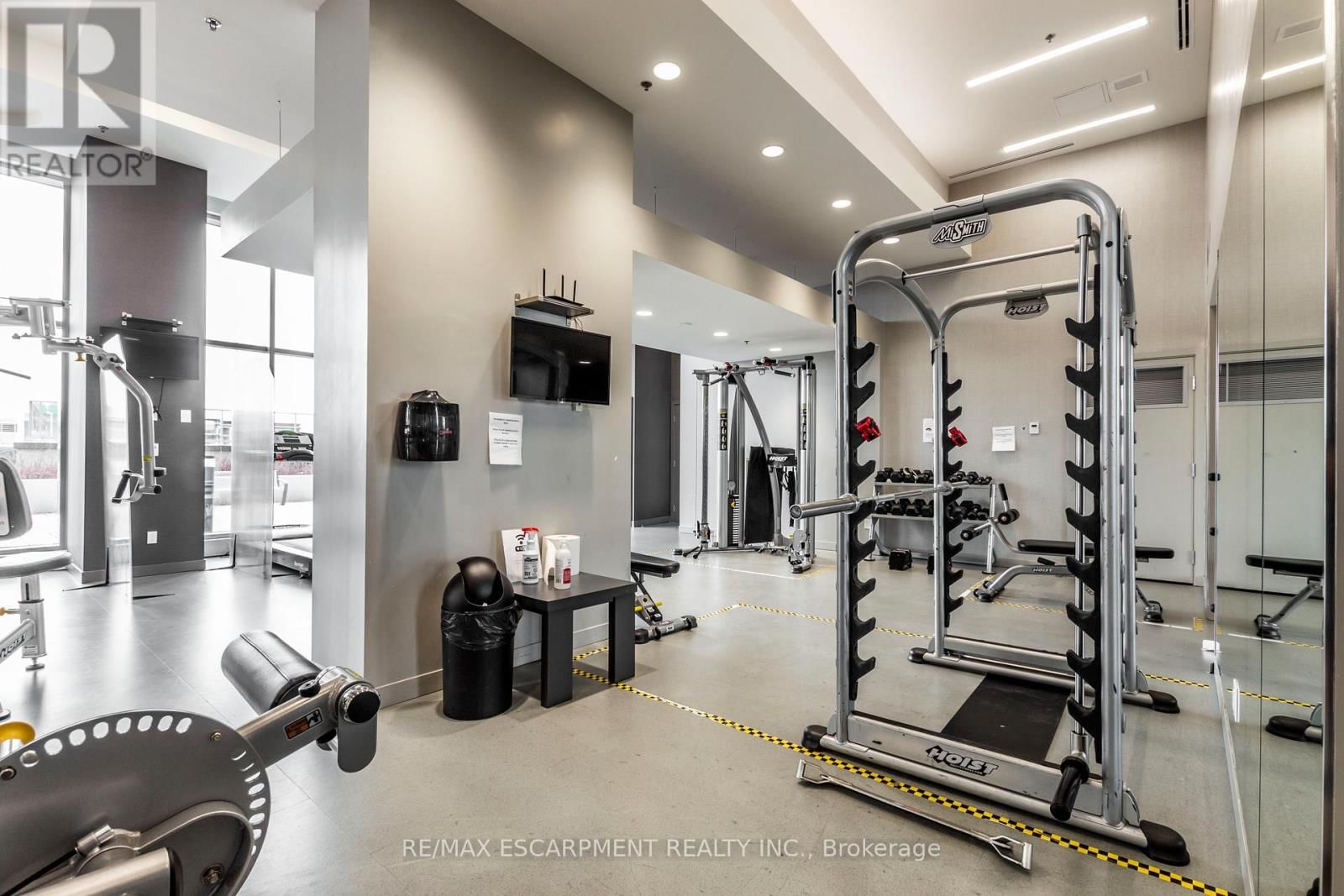 703 - 2081 FAIRVIEW STREET Image 29