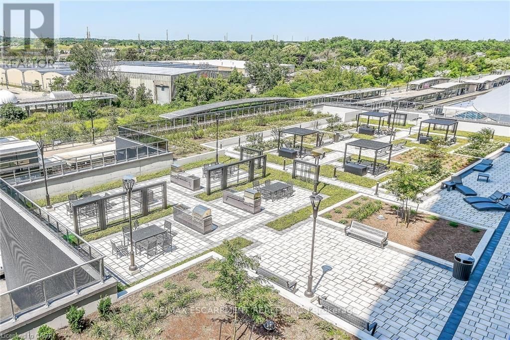 703 - 2081 FAIRVIEW STREET Image 30