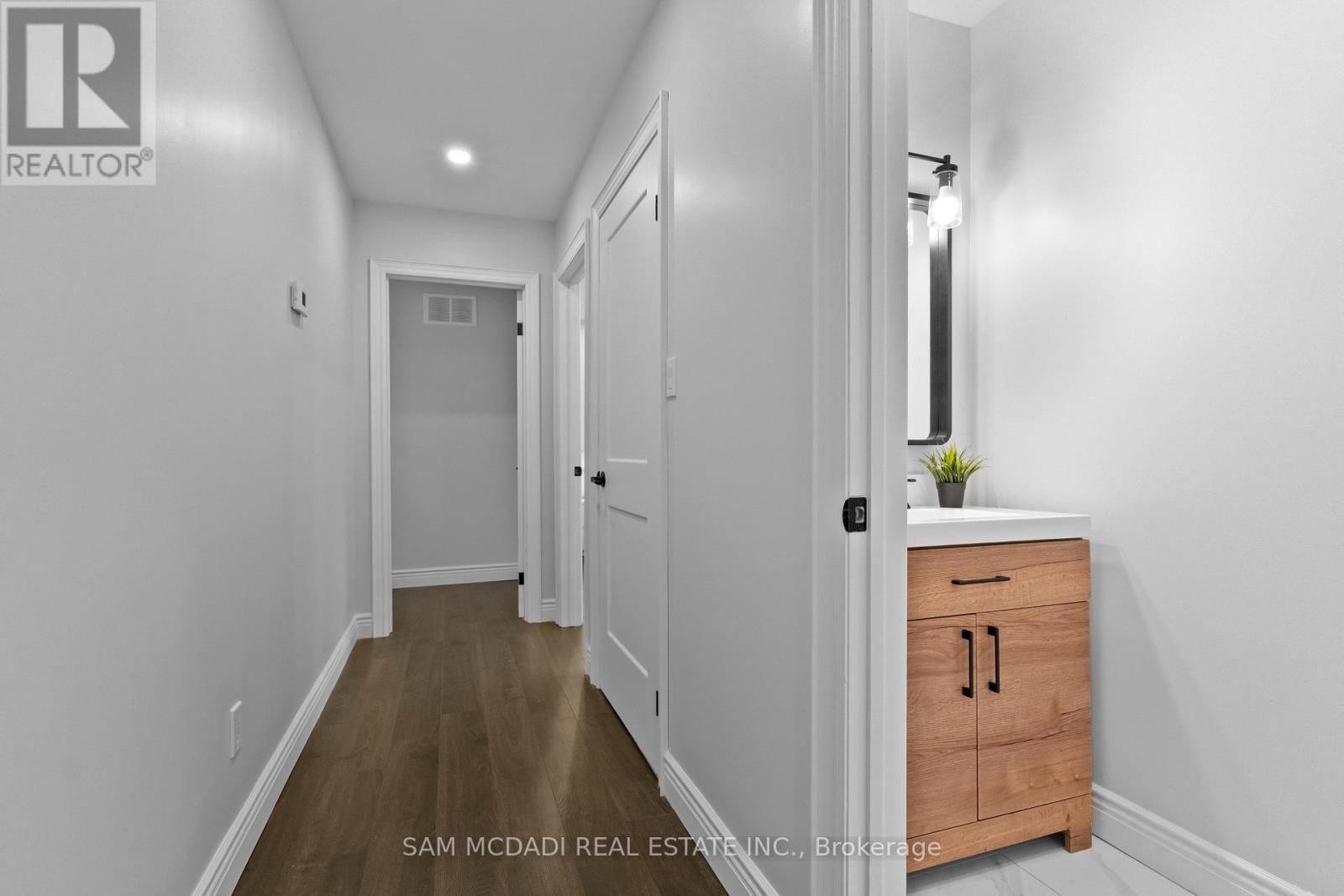 7209 FAYETTE CIRCLE Image 29