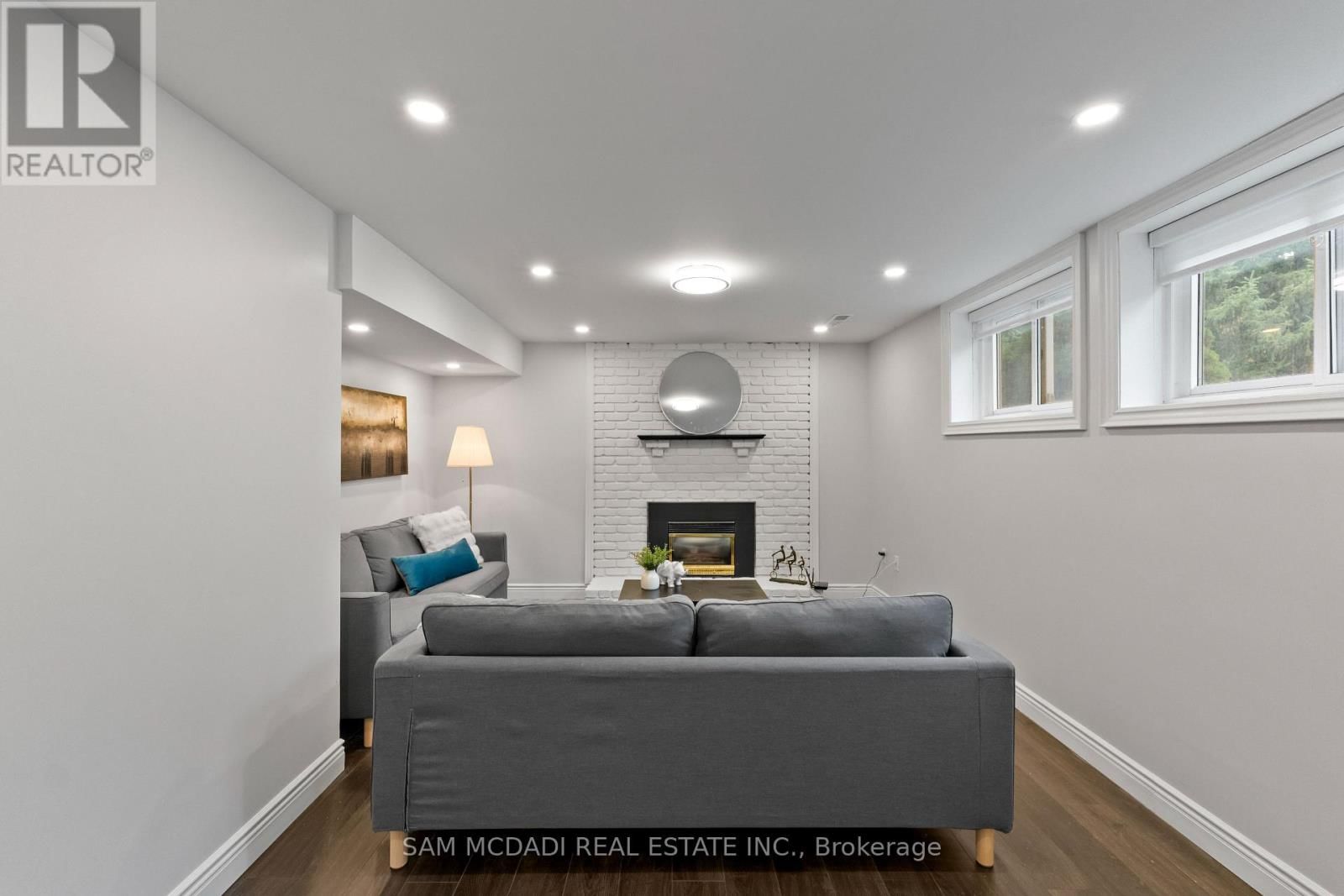 7209 FAYETTE CIRCLE Image 3