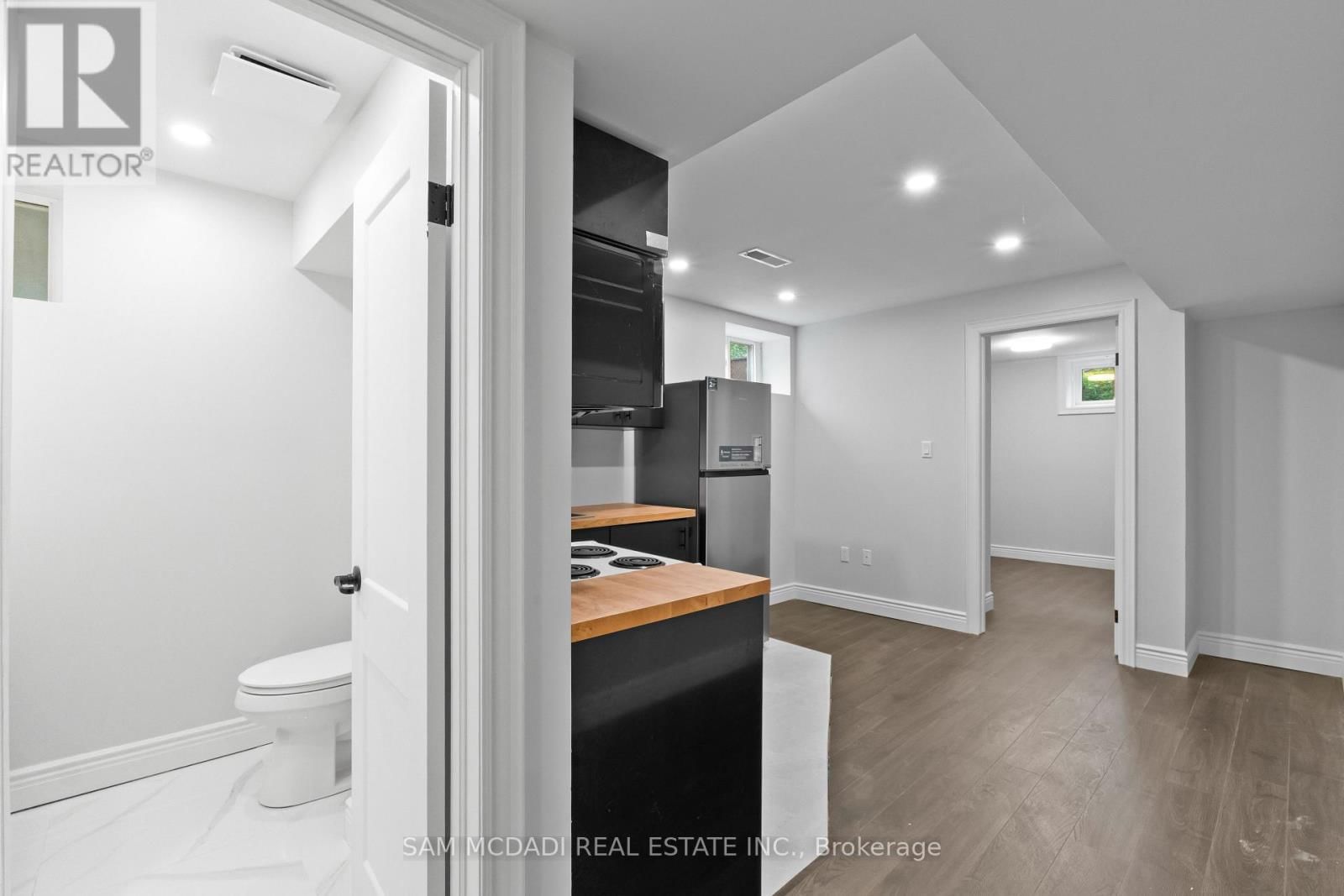 7209 FAYETTE CIRCLE Image 33