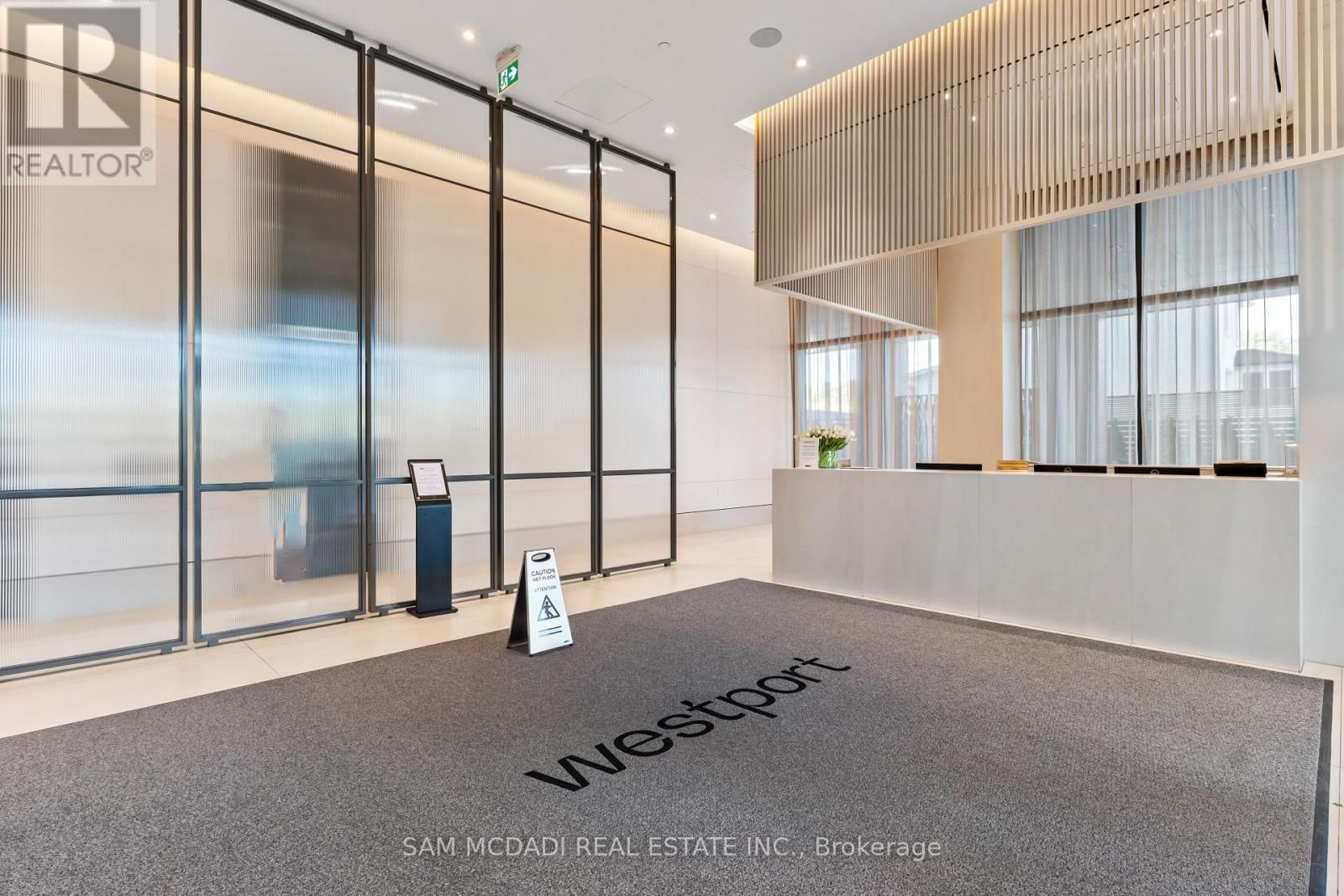 813 - 28 ANN STREET Image 4