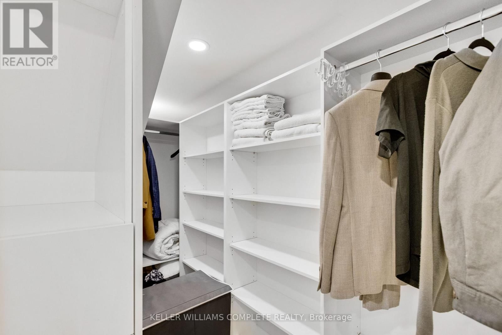 1362 KENMUIR AVENUE Image 31