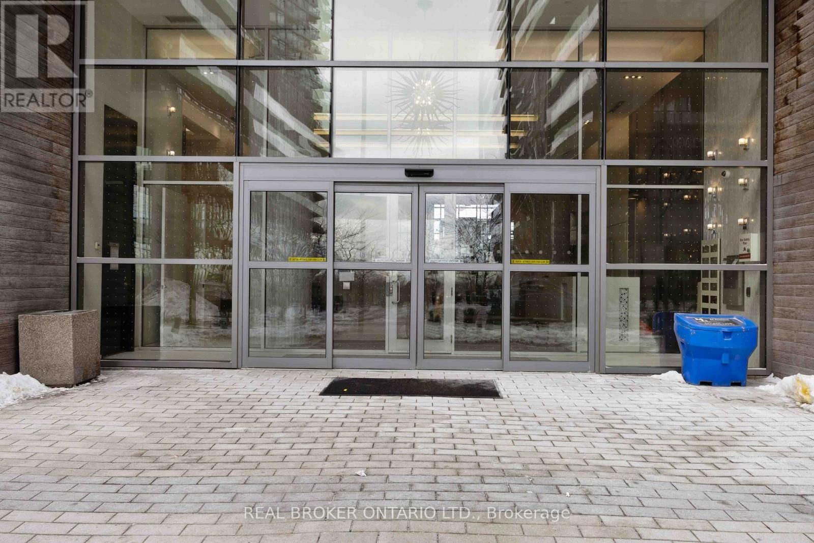 302 - 56 ANNIE CRAIG DRIVE Image 23