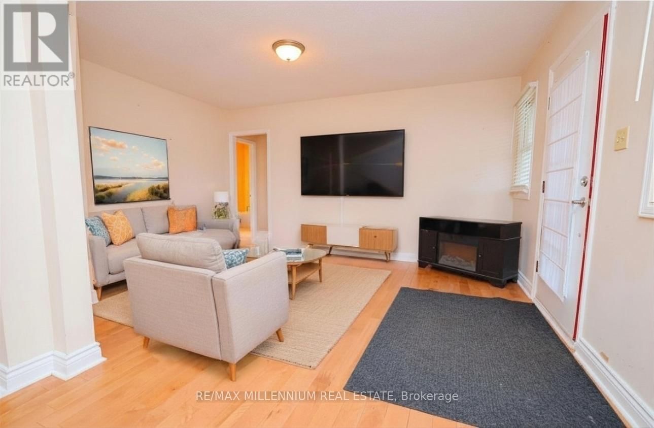 2424 OLDE BASE LINE ROAD Image 13