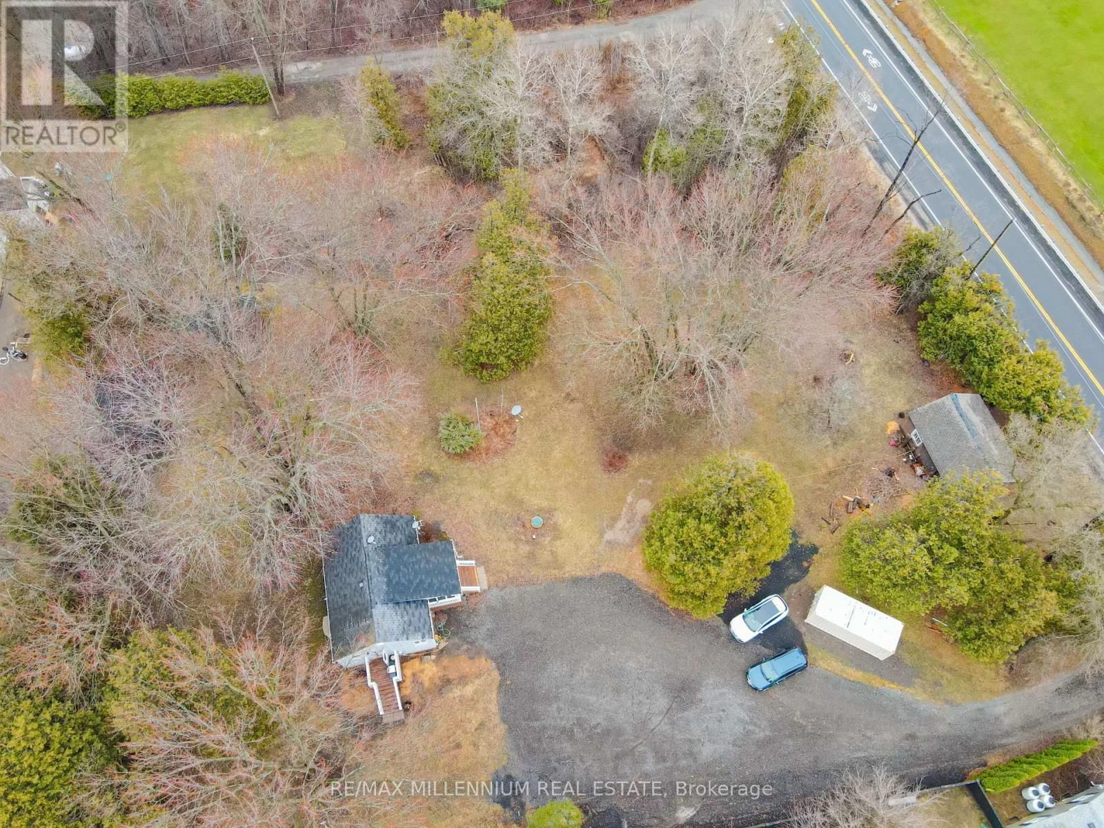 2424 OLDE BASE LINE ROAD Image 23