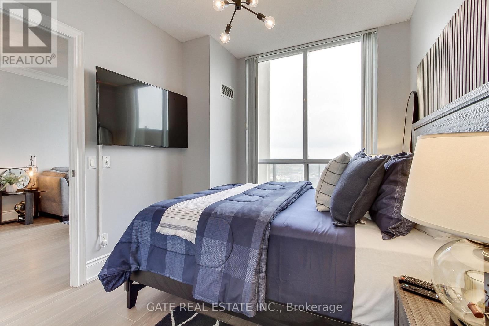 PH31 - 700 HUMBERWOOD BOULEVARD Image 19