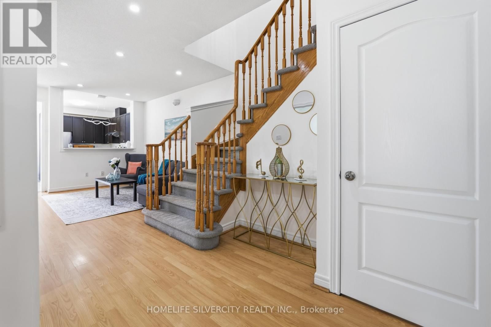 86 SILENT POND CRESCENT Image 11