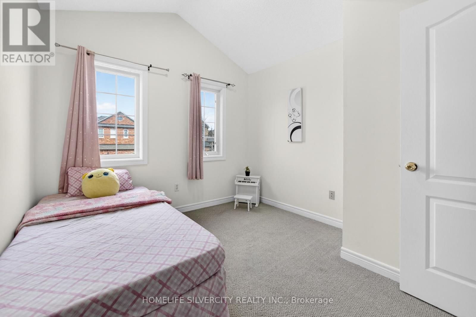 86 SILENT POND CRESCENT Image 39