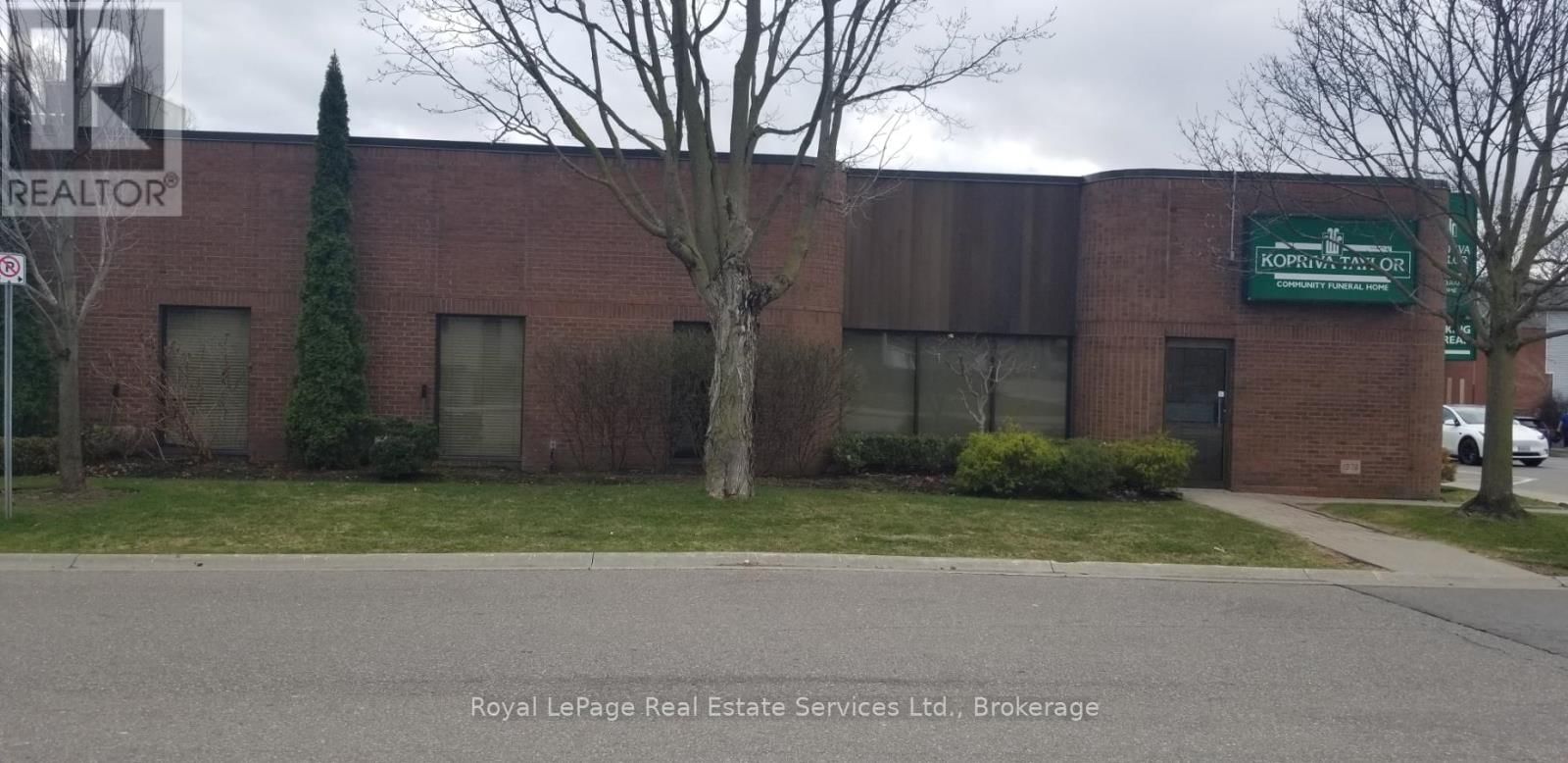 1 - 60 LAKESHORE ROAD WEST Image 3