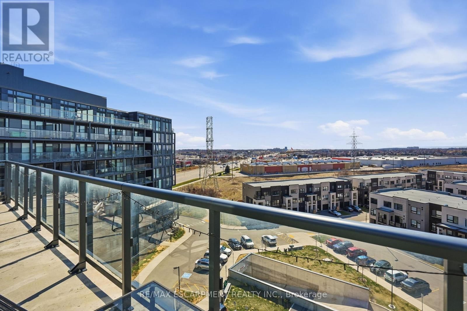 A814 - 3210 DAKOTA COMMON Image 22