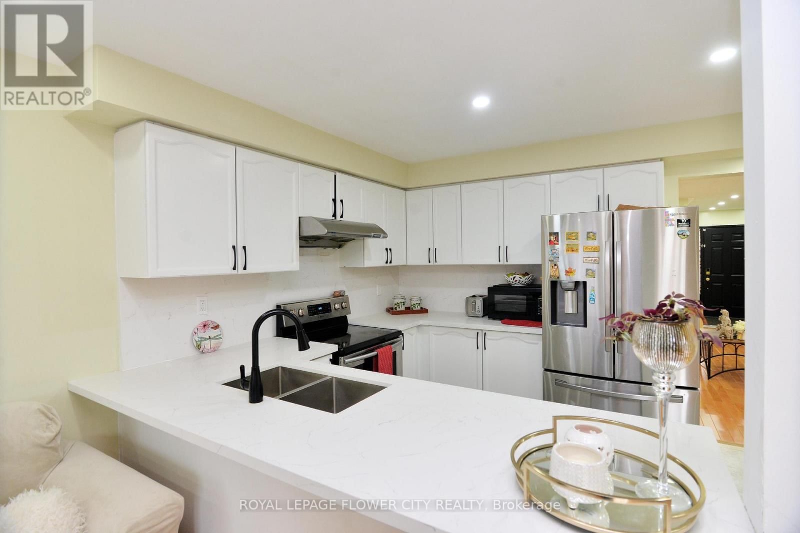 45 ROADMASTER LANE Image 16