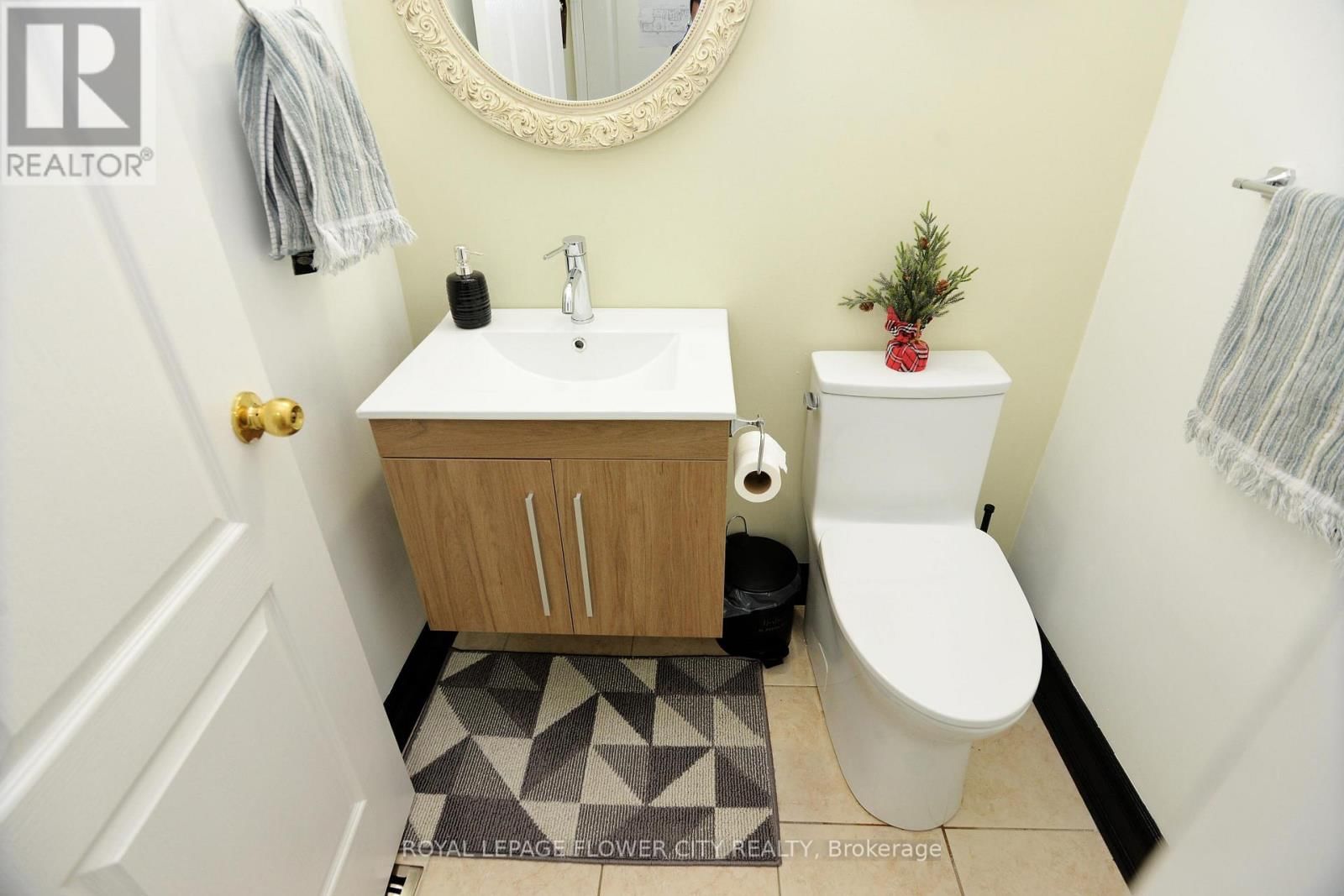 45 ROADMASTER LANE Image 23