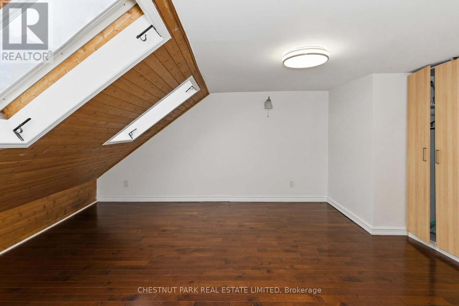 41 RONCESVALLES AVENUE Image 30