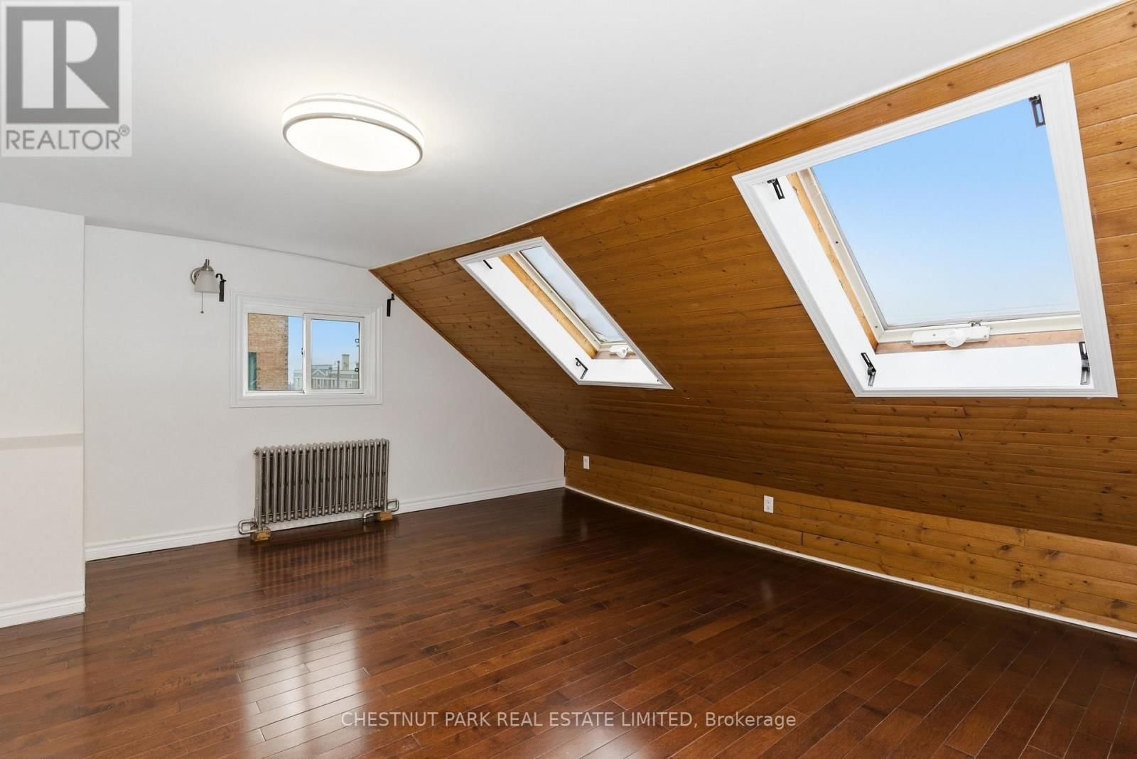 41 RONCESVALLES AVENUE Image 32