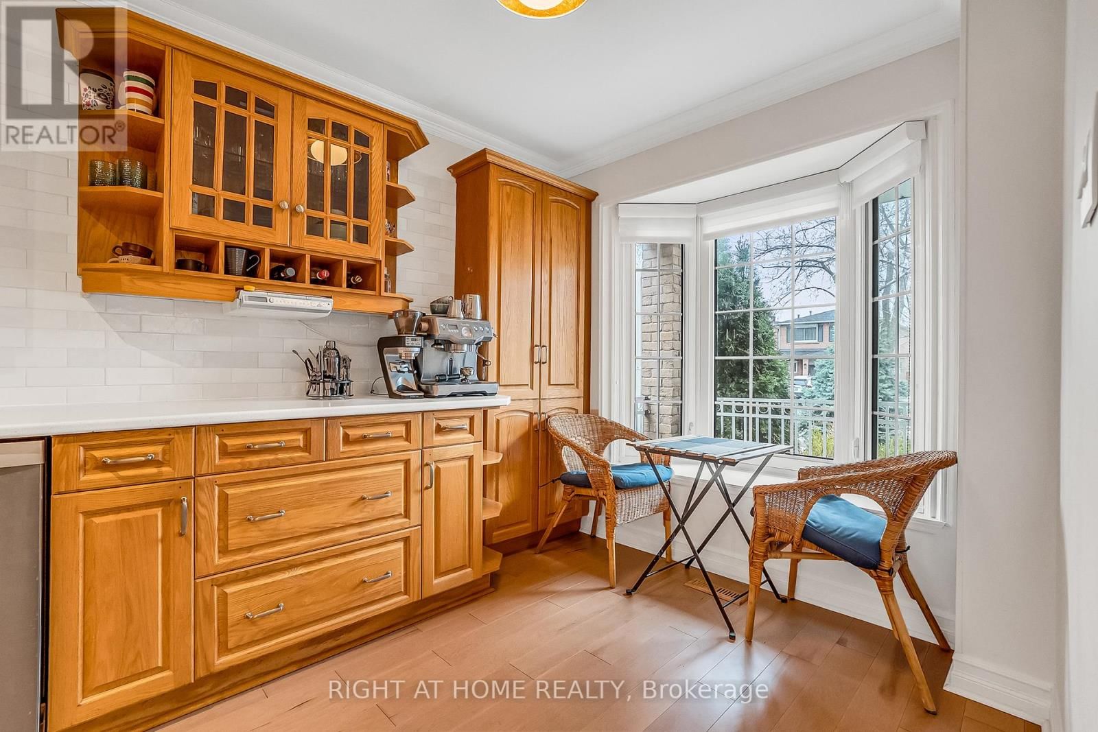 Upper - 1205 SHAGBARK CRESCENT Image 19