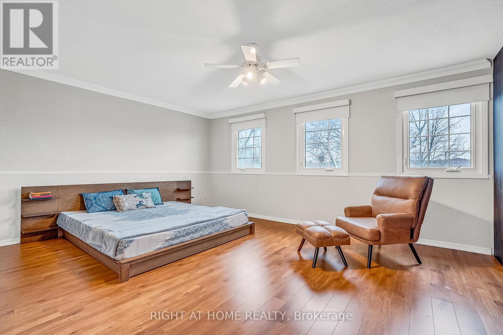 Upper - 1205 SHAGBARK CRESCENT Image 25