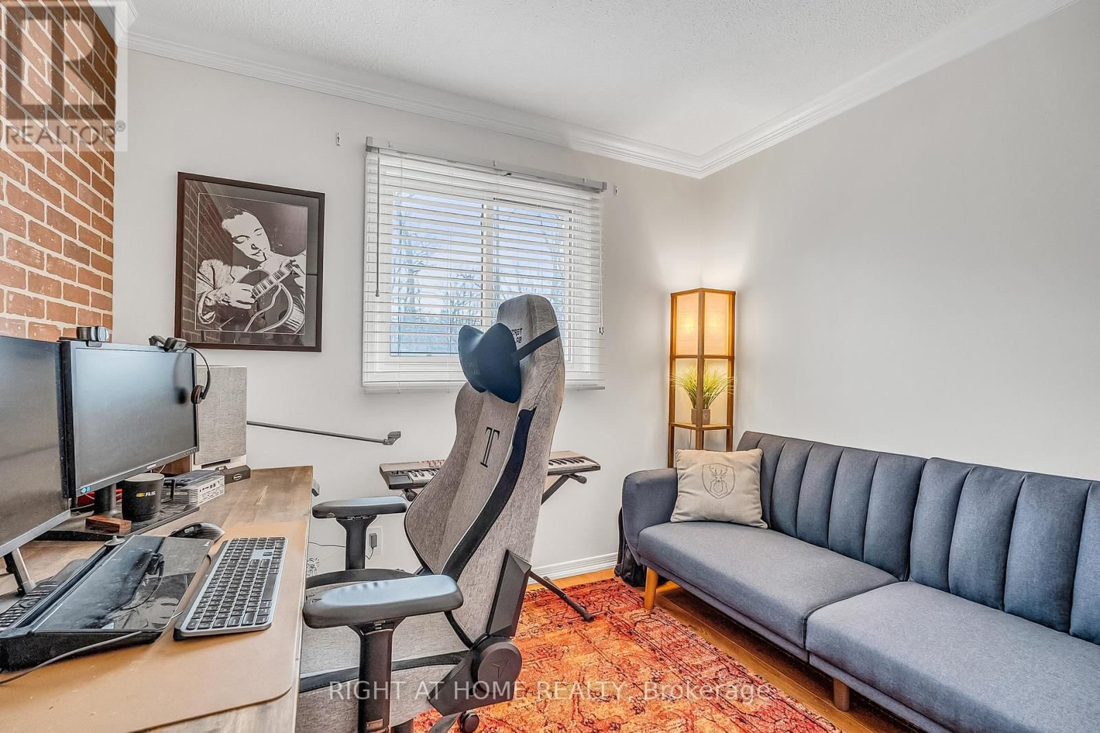 Upper - 1205 SHAGBARK CRESCENT Image 34