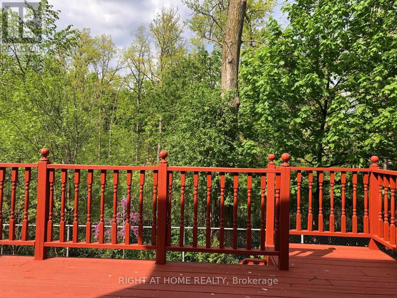 Upper - 1205 SHAGBARK CRESCENT Image 43