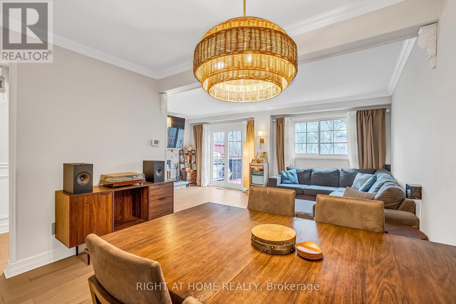 1205 SHAGBARK CRESCENT Image 13