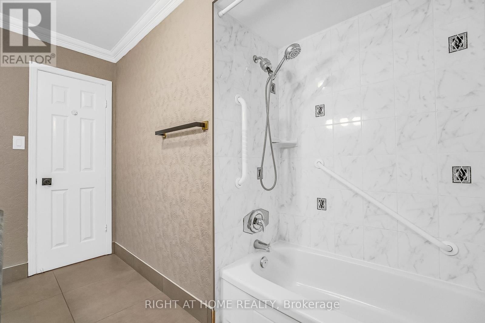 1205 SHAGBARK CRESCENT Image 34