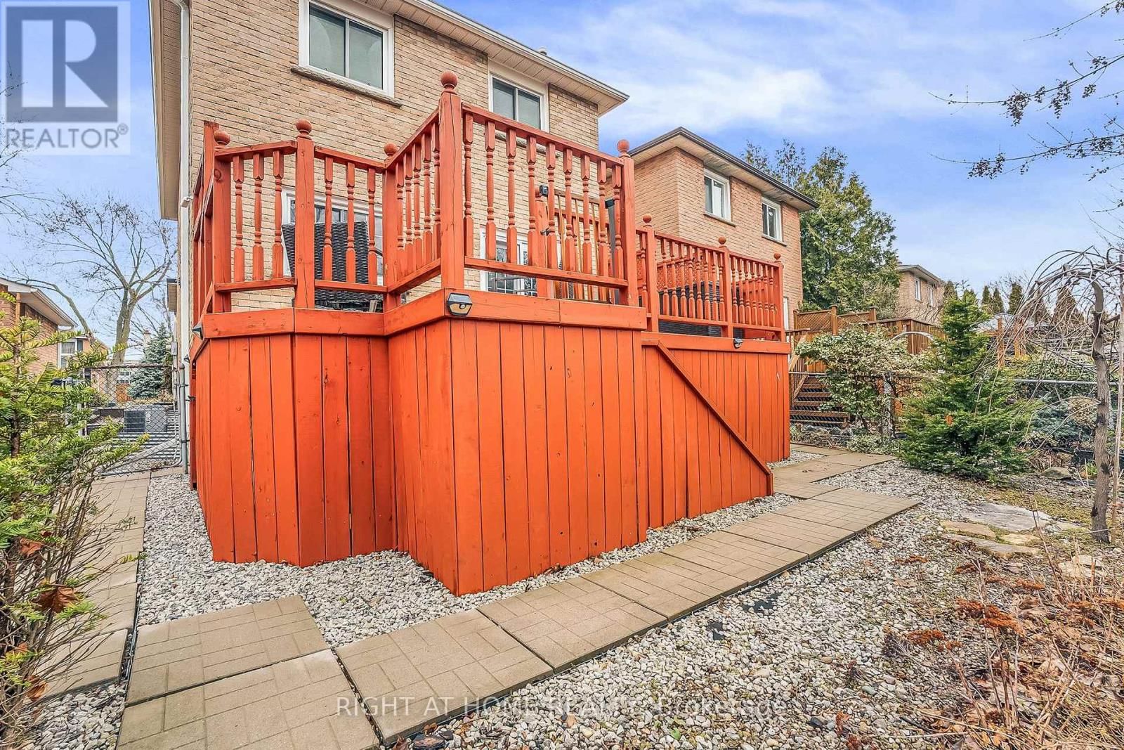 1205 SHAGBARK CRESCENT Image 48